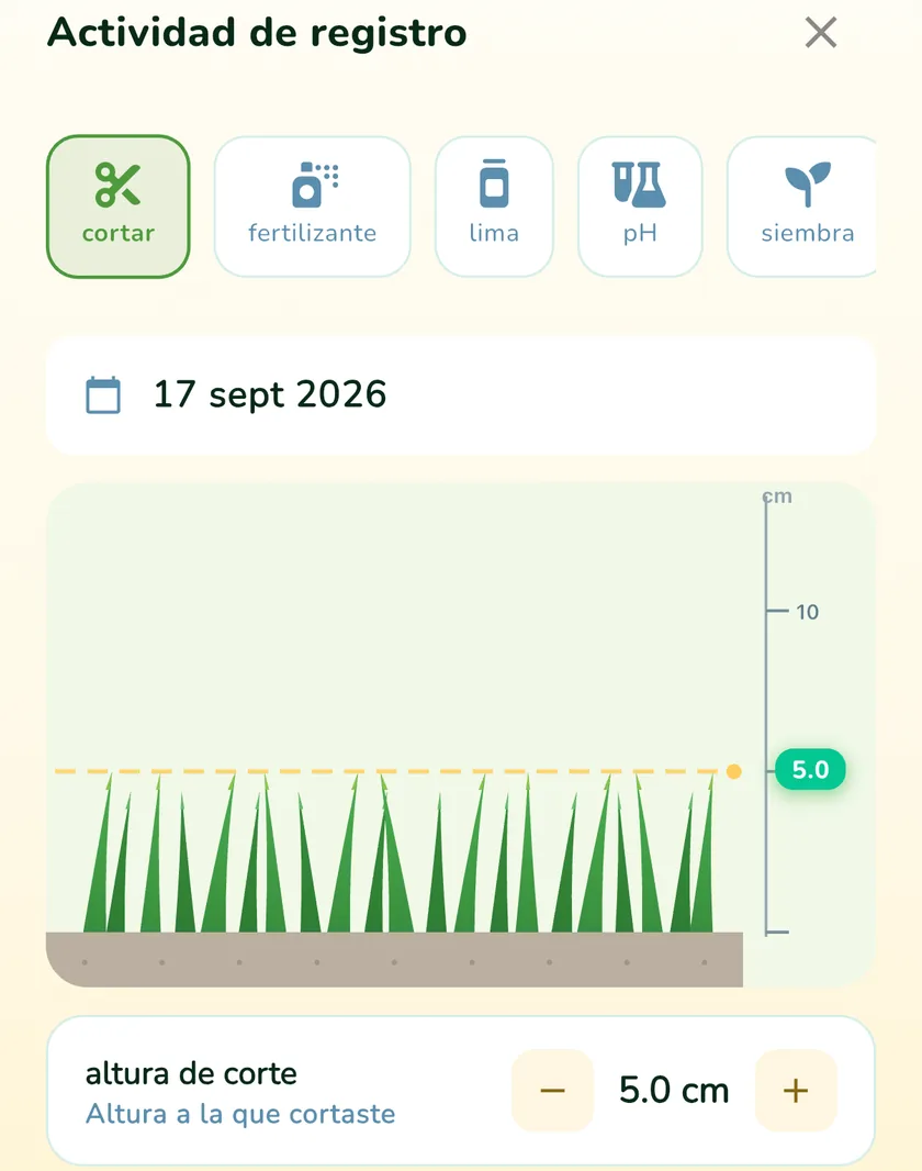 Pantalla de registro de actividad en la app What a Green Lawn con altura de corte de 5 cm